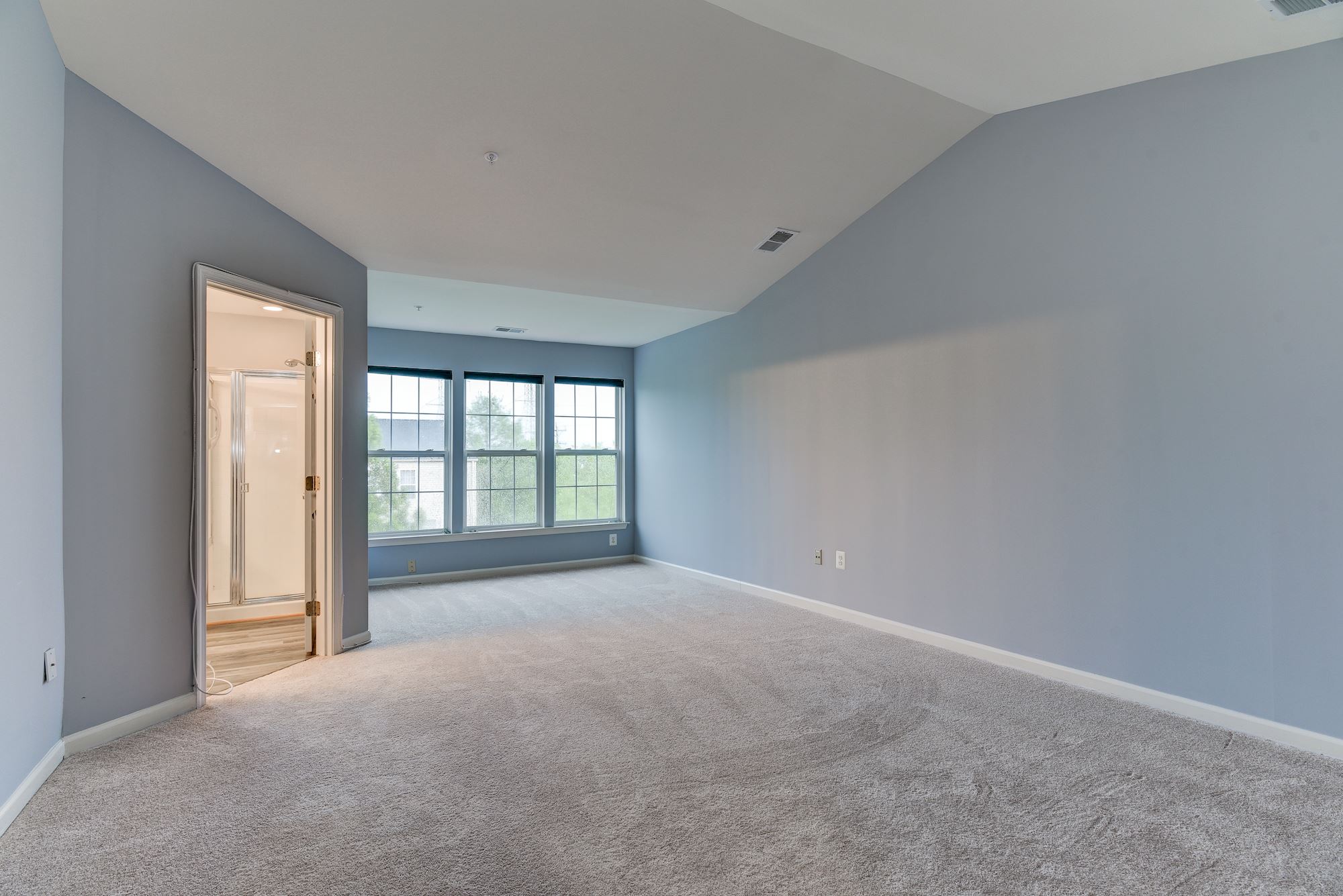 NEW LISTING 3 BD Townhome in Oatland Farm, Olney, MD